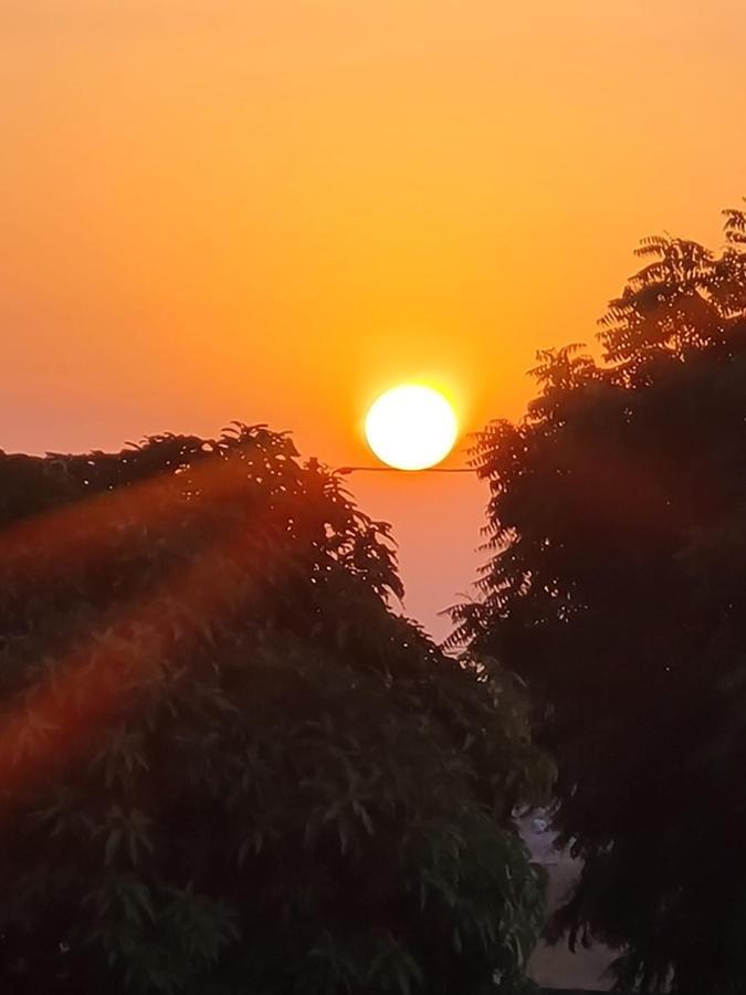 Maison D Hote La Dore Du Senegal Bas-De - Villa Somone Buitenkant foto